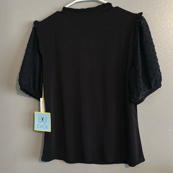 CeCe Women's Short Sleeve V-Neck Mixed Media Top - Picture 7 of 7